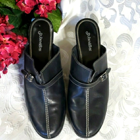 St John's Bay black leather womens mule size 10M New - Picture 6 of 9